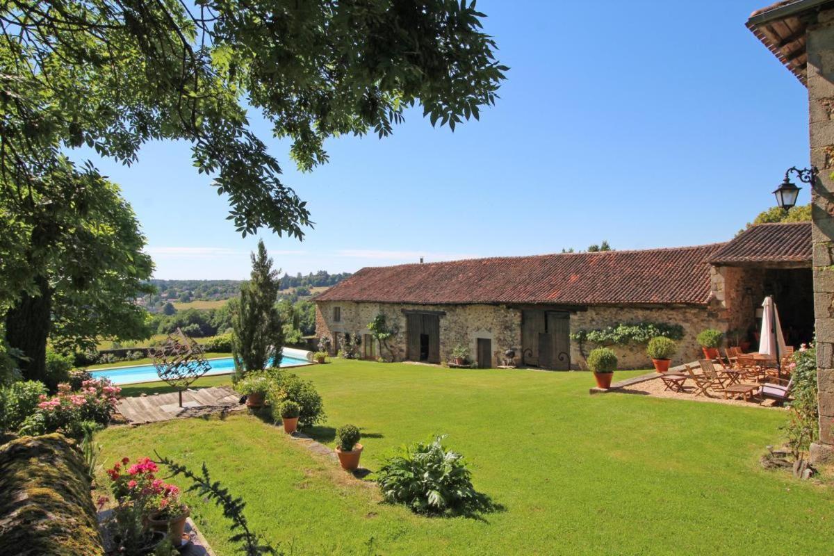 Vila Chez Le Bayle Condat-sur-Vienne Exteriér fotografie